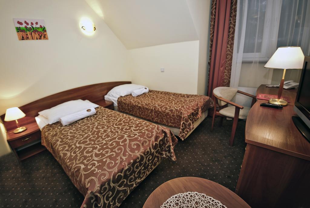 Hotel Wityng Ślesin Rom bilde